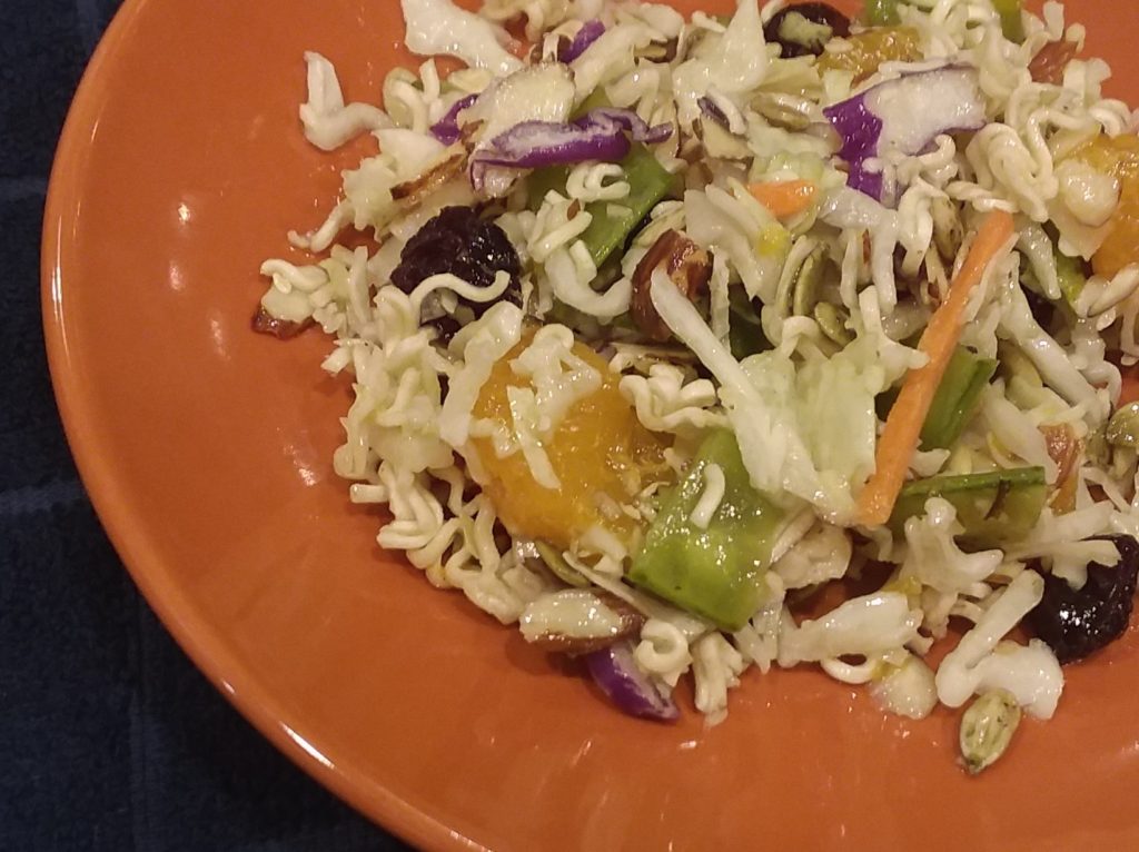 Ramen Noodle Salad The Country Dish Fast And Easy For Potlucks